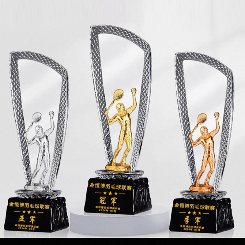 كأس كريستال مخصص، جوائز كرة ال - مراجعة Badminton Europe وسعره