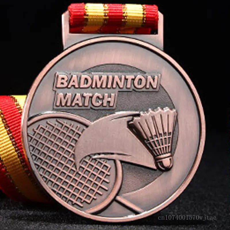 ميدالية معدنية مخصصة على شكل ن - مراجعة Badminton Europe وسعره
